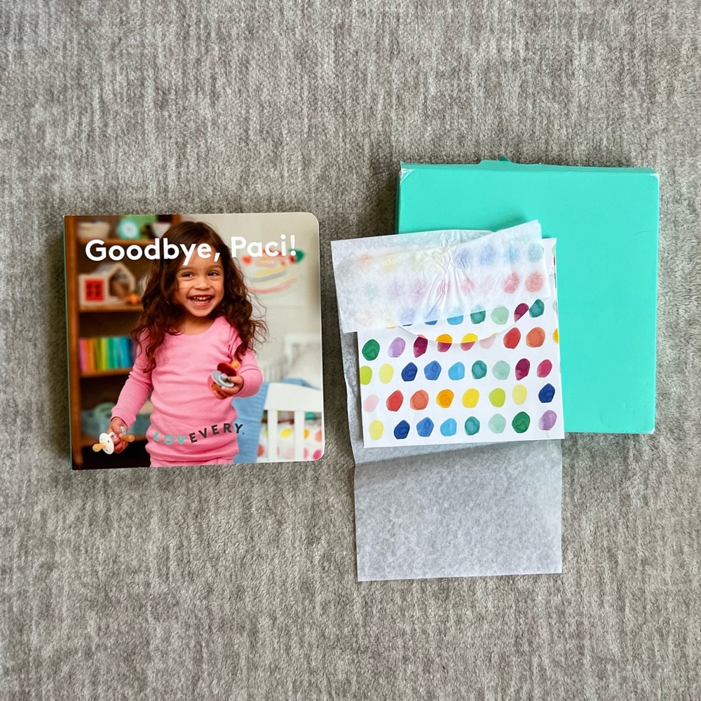 Lovevery Bundle - Picture 2 of 7